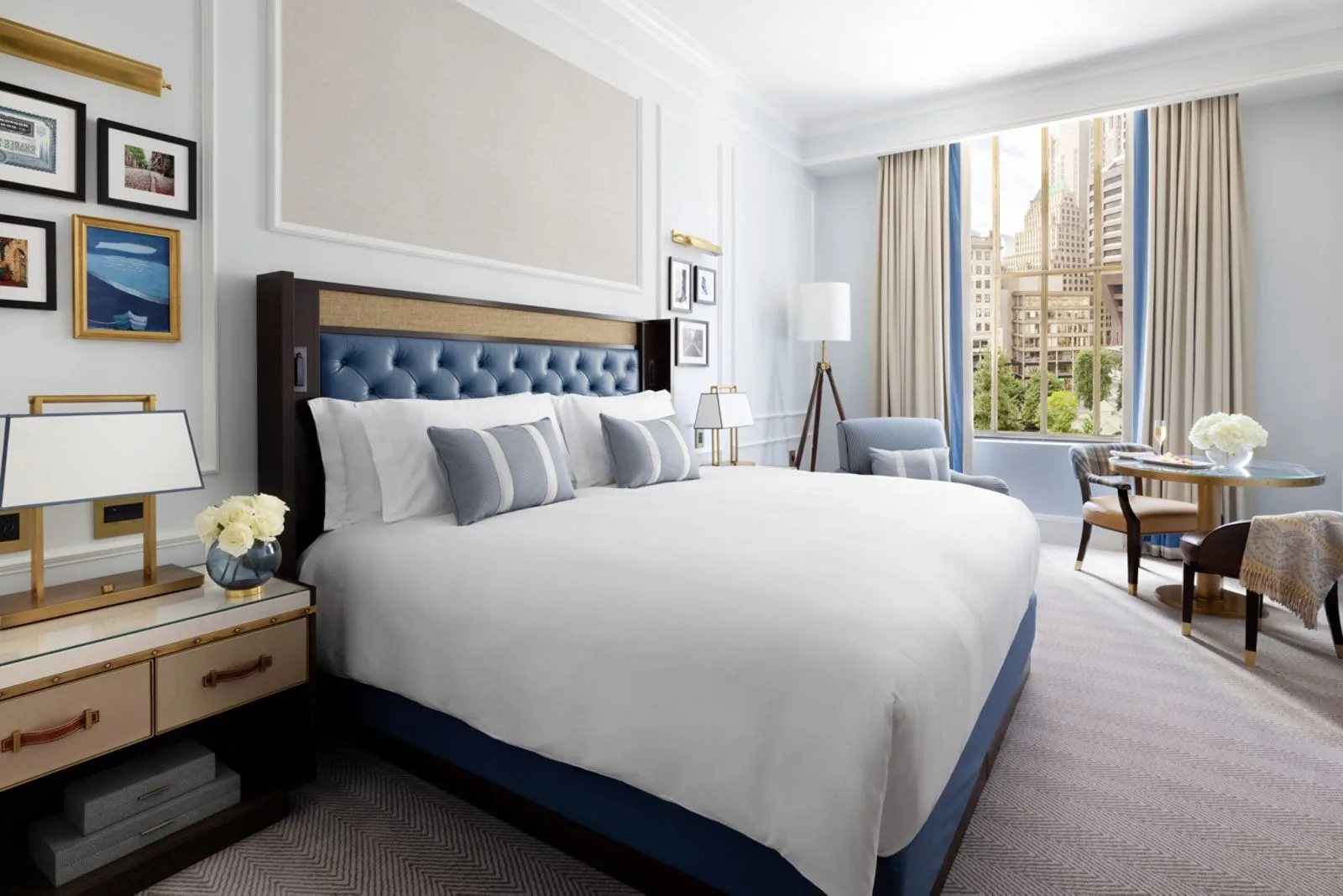 Park-view king guestroom at The Langham, Boston