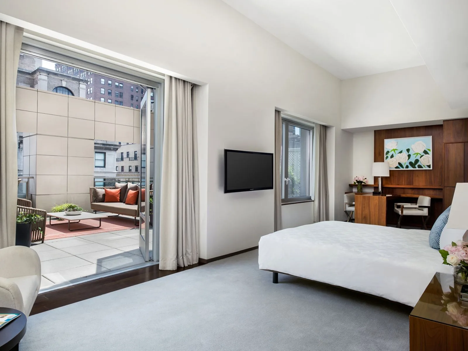 Deluxe Room with Terrace at The Langham, New York, Fifth Avenue